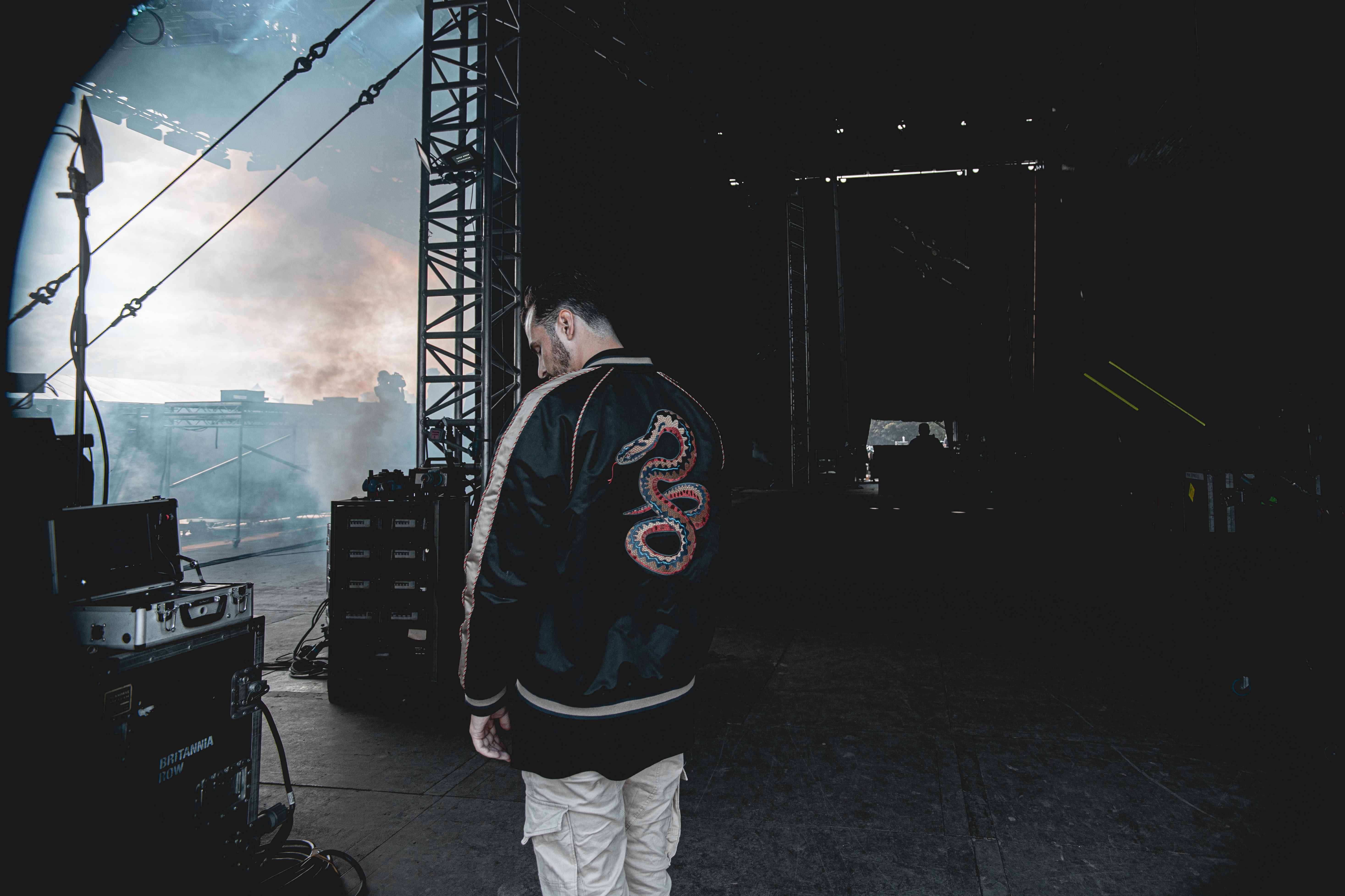 Magnificence Live